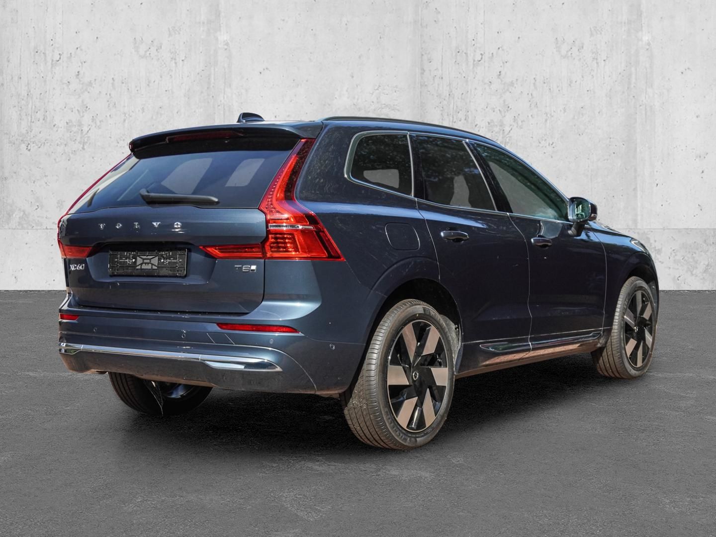 Volvo XC60 Plus Bright Recharge Plug-In Hybrid AWD Sta imagem 2