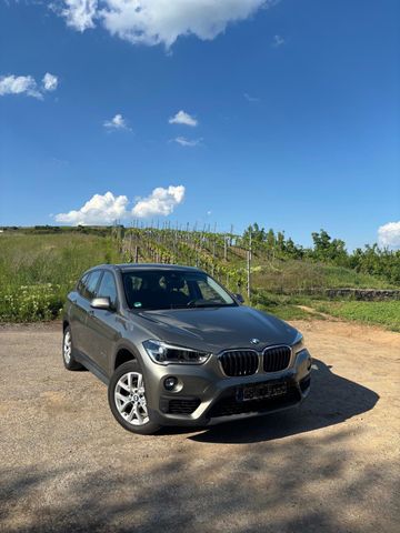 BMW X1 sDrive18i -