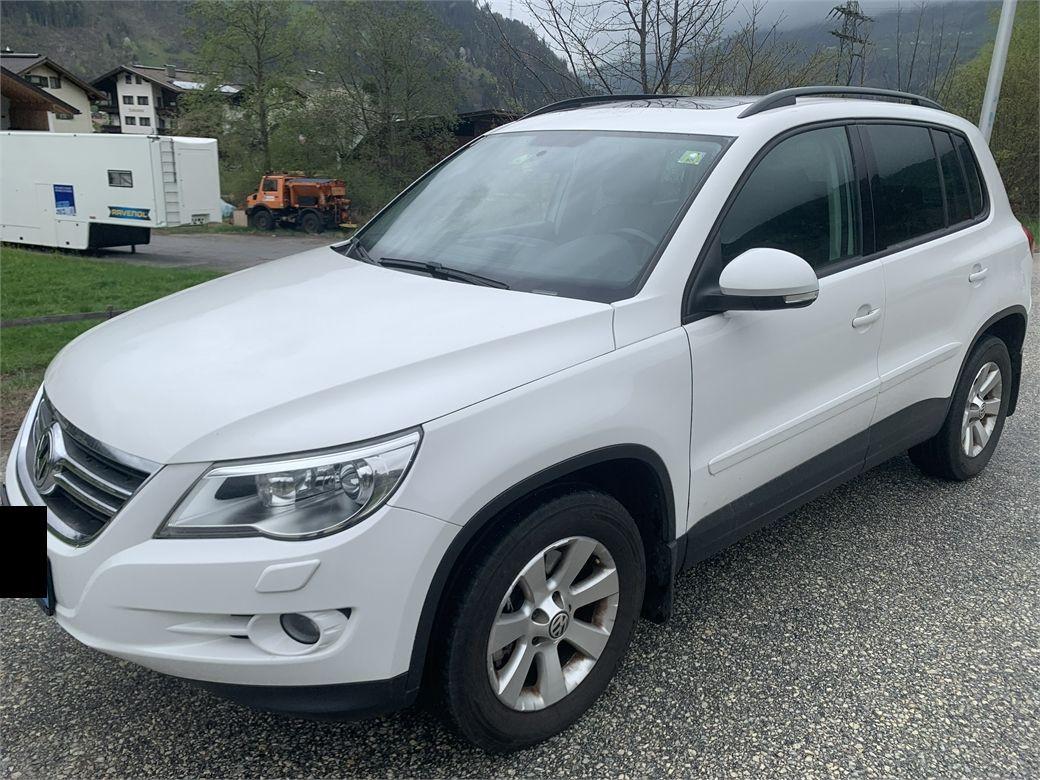 Volkswagen Tiguan Track & Field 4Motion PANO AHK-2,5T Klima