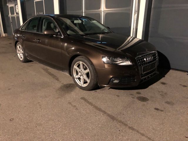 Audi A4 2,0 TFSI Quattro 211 Pa