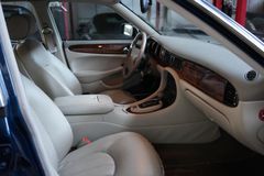 Fahrzeugabbildung Jaguar Daimler V8 erst 39.800 km *MwSt.*