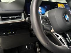 Fahrzeugabbildung BMW 218i Active Tourer M Sport -- AHK/Pano/HeadUp