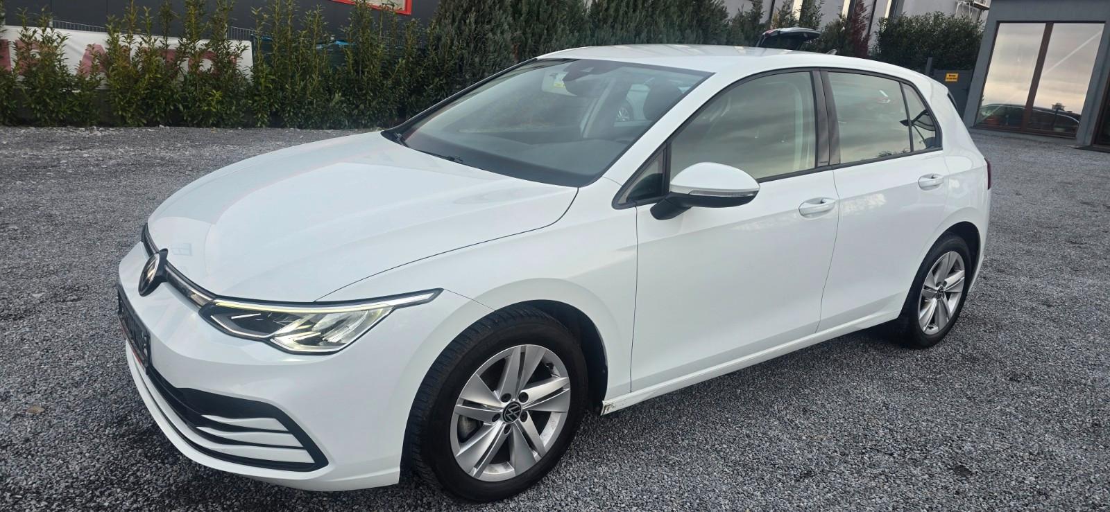 Volkswagen Golf VIII Lim. Life  LED PDC Virtual 110PS