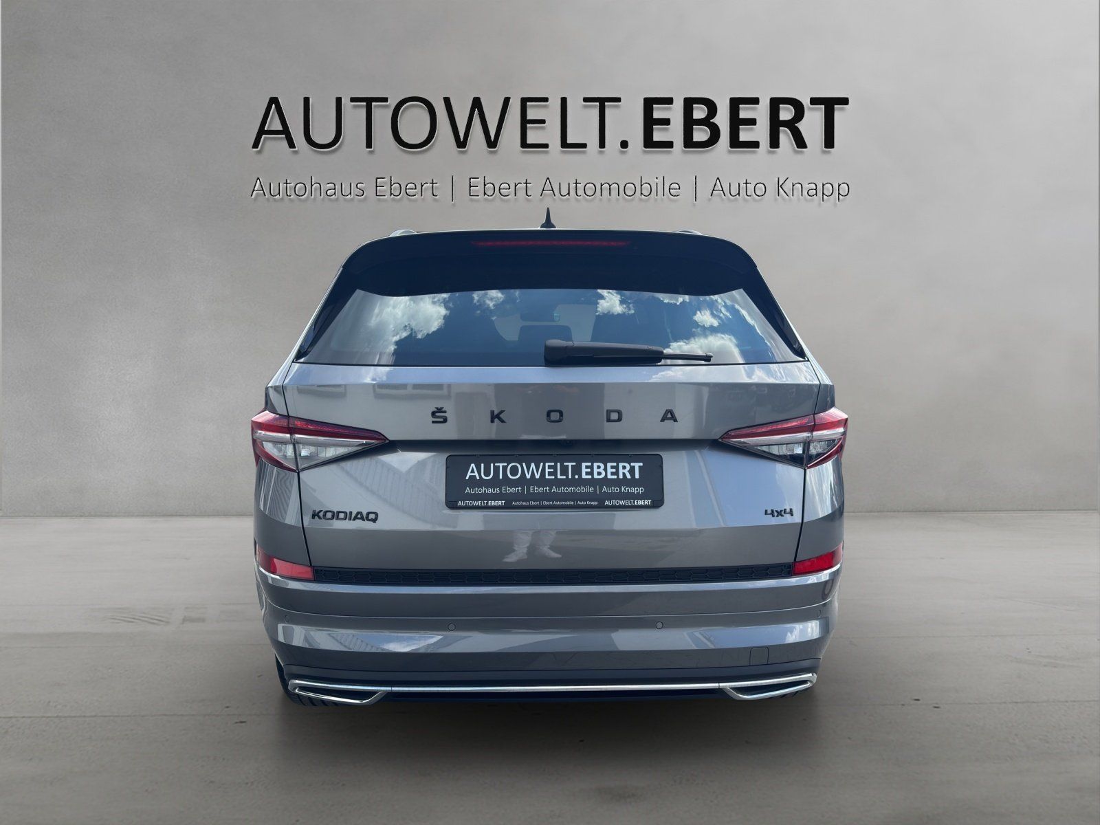 Fahrzeugabbildung SKODA Kodiaq 2.0 TDI Sportline 4x4/ST-HZ/KAMERA/ACC/7S