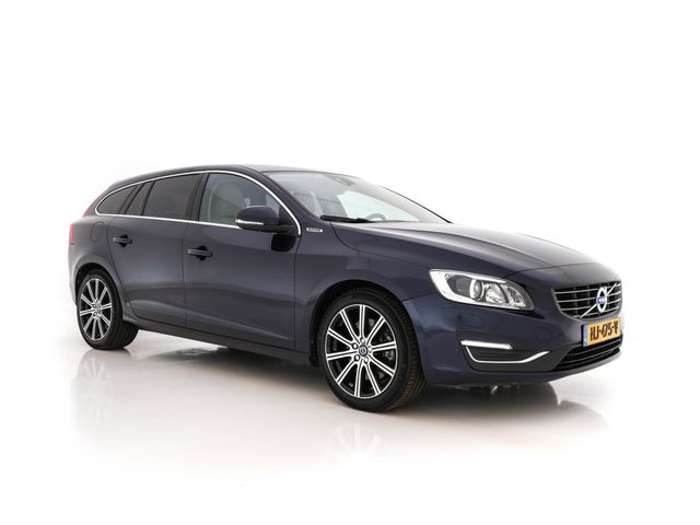 Volvo V60 2.4 D6 Twin motor Summum Aut. *NAPPA-VOLLEDE