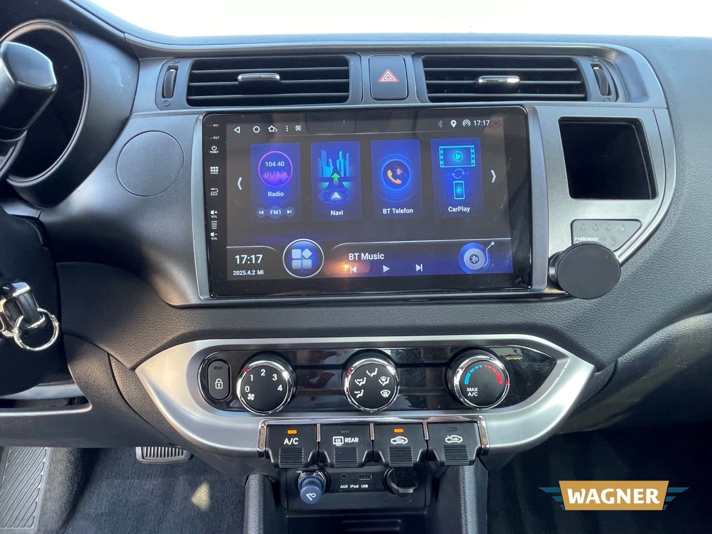 Fahrzeugabbildung Kia Rio Dream Team 1.4 Automatik Klimaautomatik
