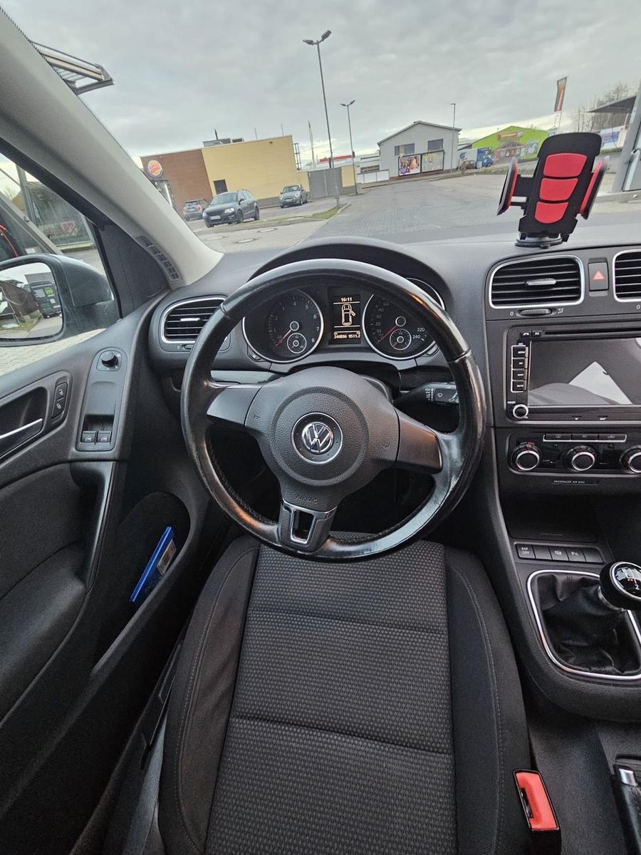 Volkswagen Golf 2009 — photo 13