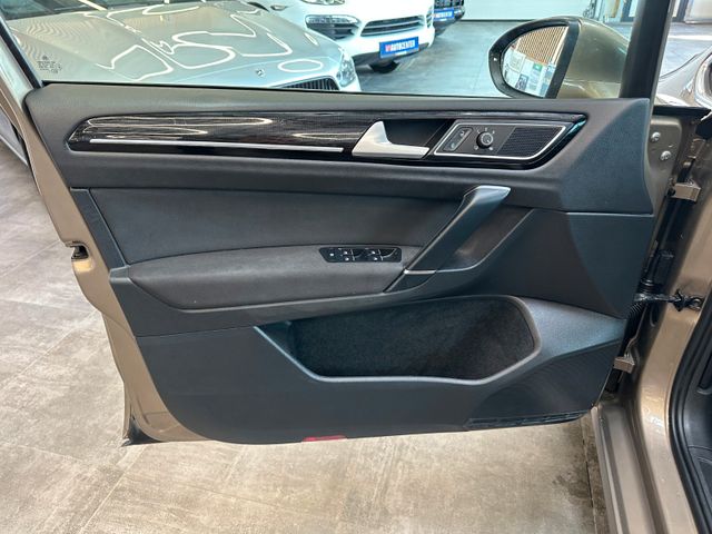 Volkswagen Golf Sportsvan VII Highline *LED*ACC*AHK*