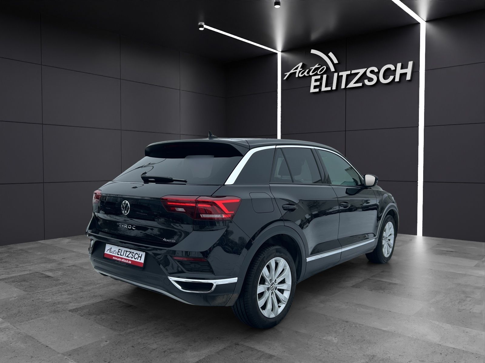 Fahrzeugabbildung Volkswagen T-Roc TSI Sport DSG 4M LED Navi ACC RFK SH