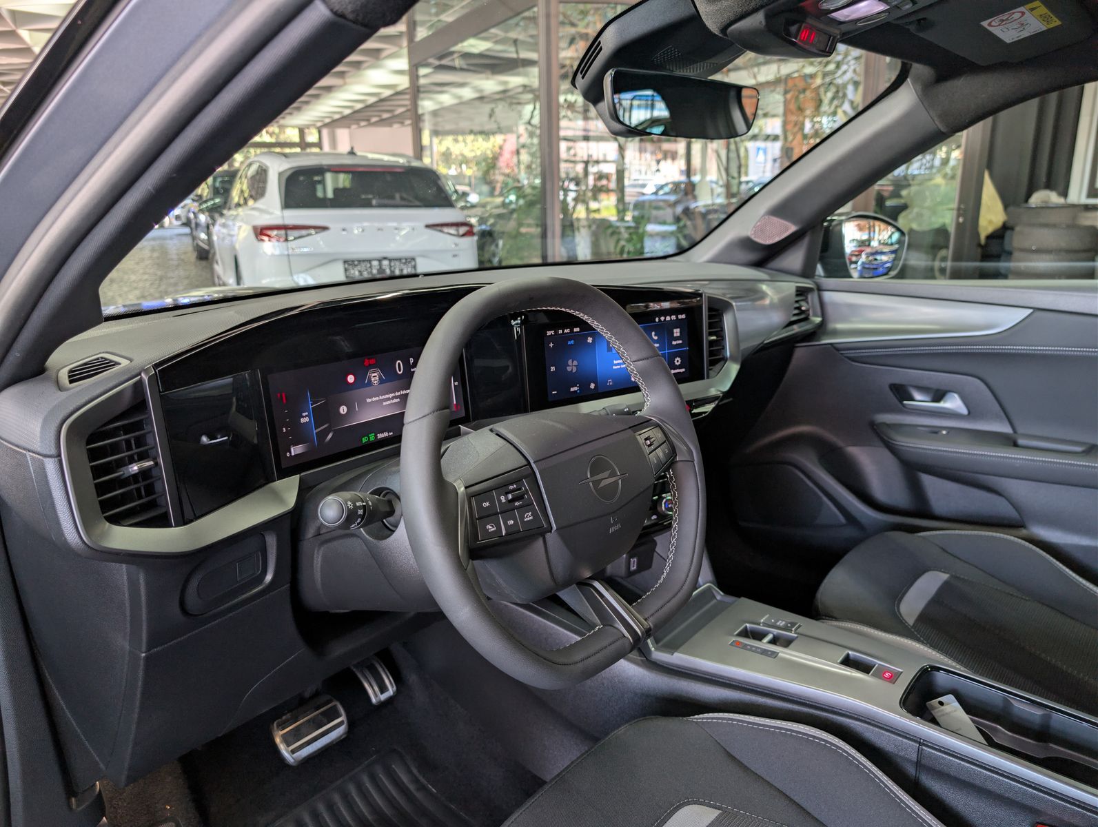 Fahrzeugabbildung Opel Mokka GS BLACK INTEL LUX TECH KAM SHZ BHL VIRT