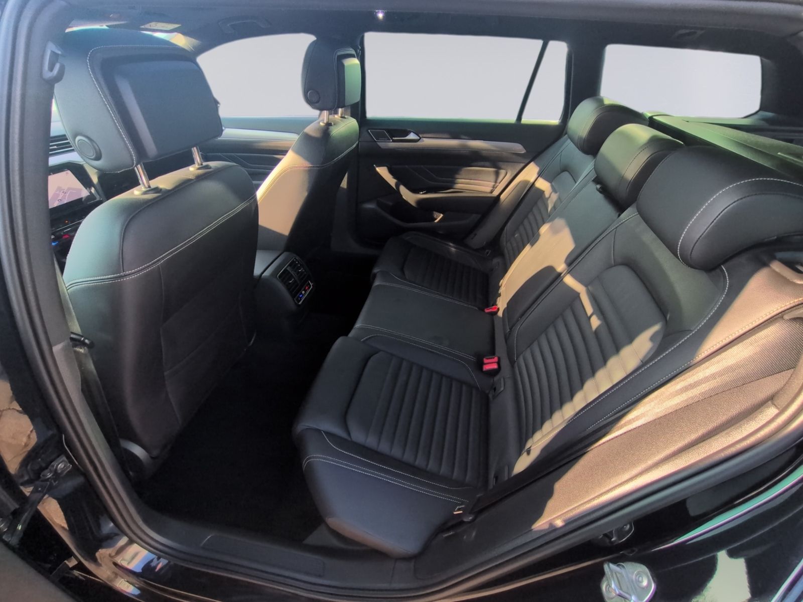 Passat Variant 2.0 TDI DSG 4M Business AHK