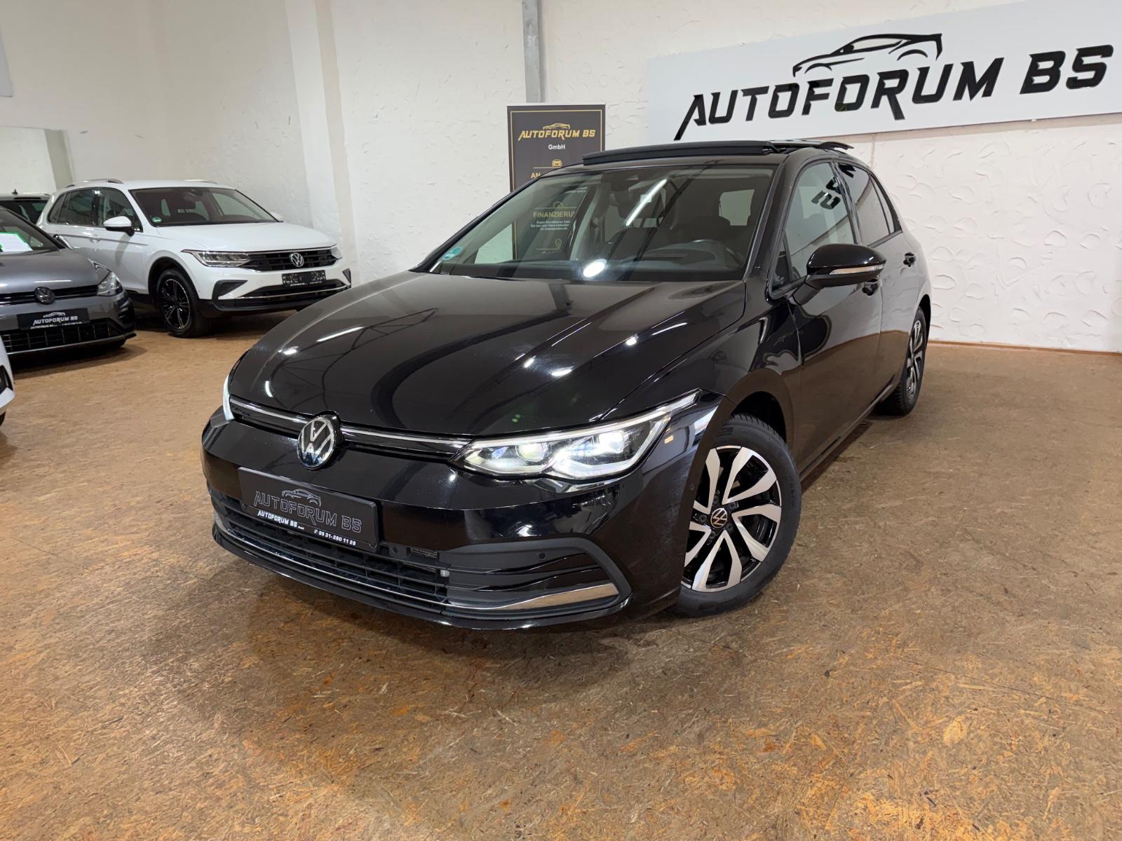 Volkswagen Golf VIII Lim.Active2.0TDI DSG/PANO/AHK/GARANTIE