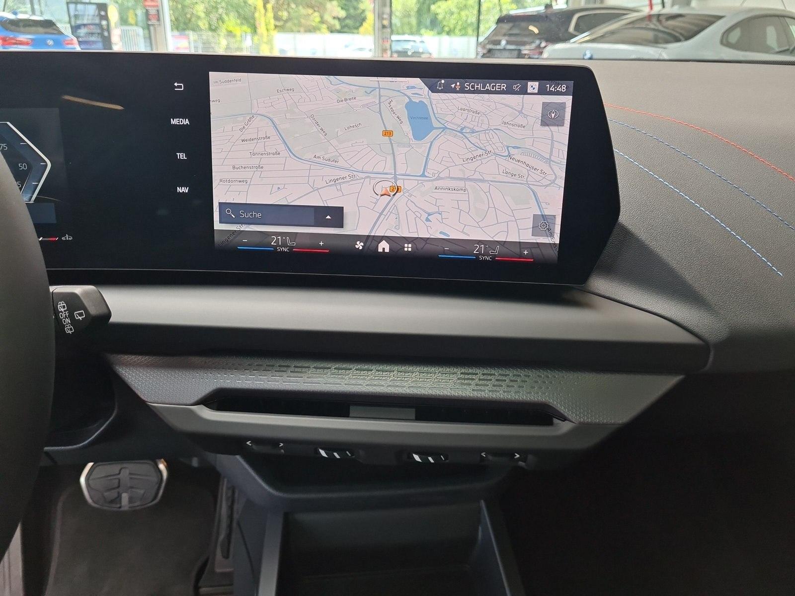 BMW 1 Series Hatch M-Sport ACC Pano Shz. RFK uvm., миниатюра 14