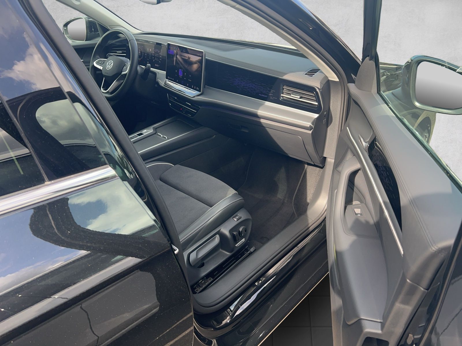 Passat Variant Business 2.0 TDI DSG AHK*Navi*ACC