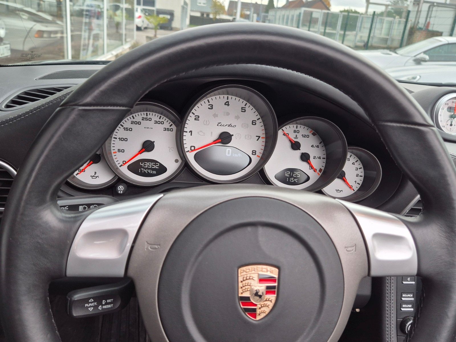 Fahrzeugabbildung Porsche 997 Turbo Cabrio/Dt./1A Historie/Schalter/Chrono