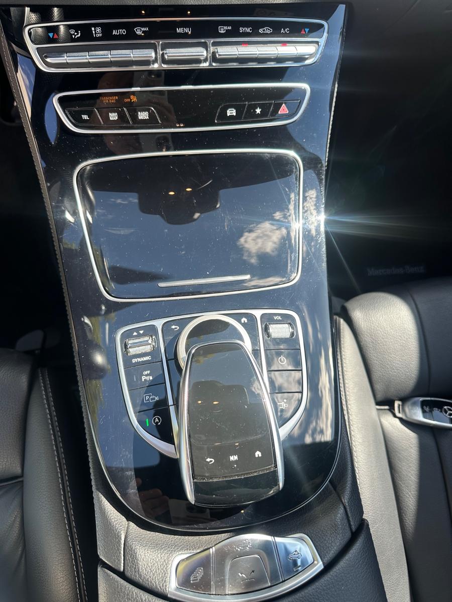 Mercedes-Benz E 220d Cabrio /AMG E53 Look/Garantie/Scheckheft/