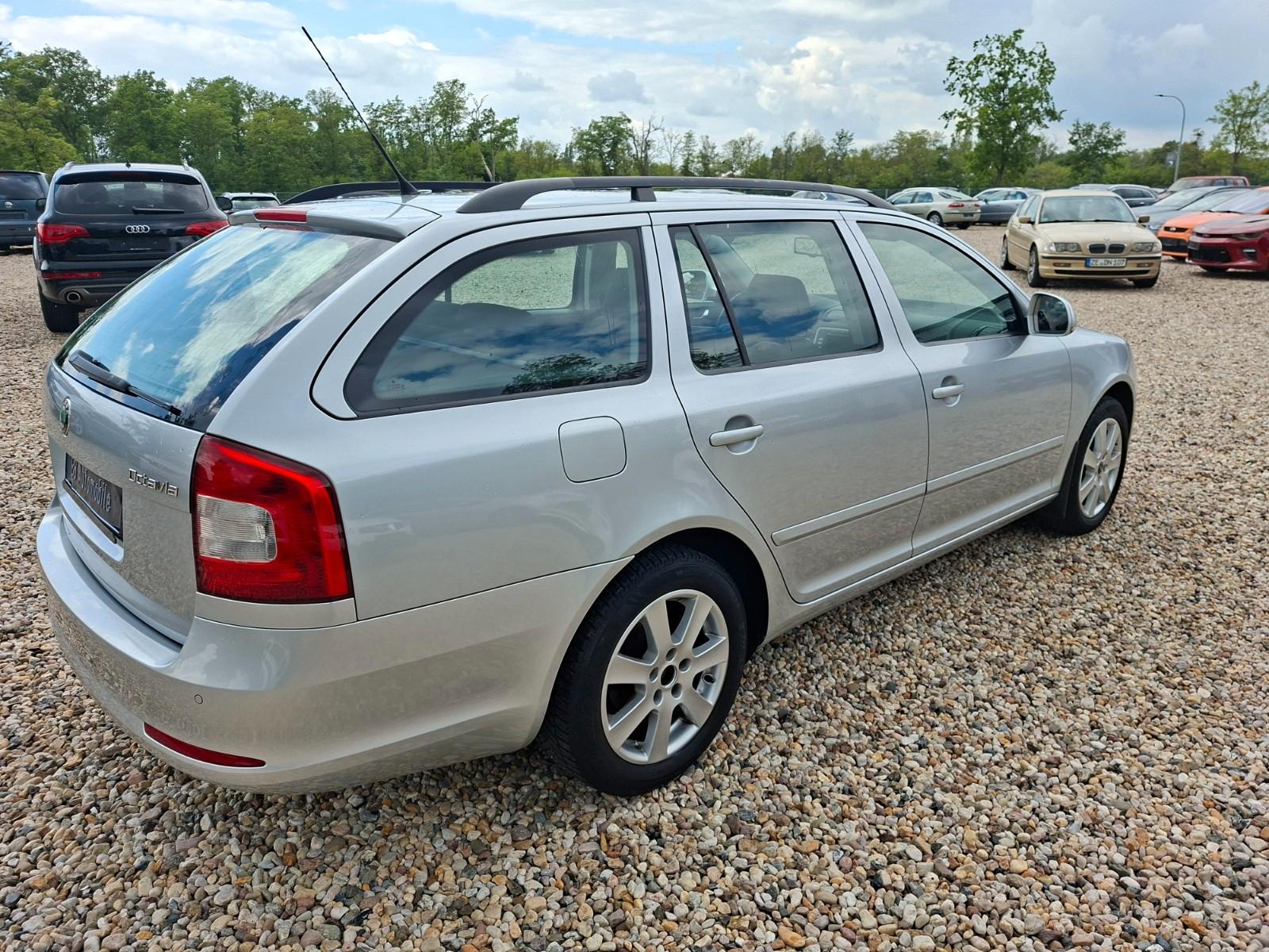 Skoda Octavia 2010 — photo 21