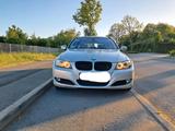 BMW E91 318D Panorama,Klima, Standheizung,... - BMW 318 in Dresden