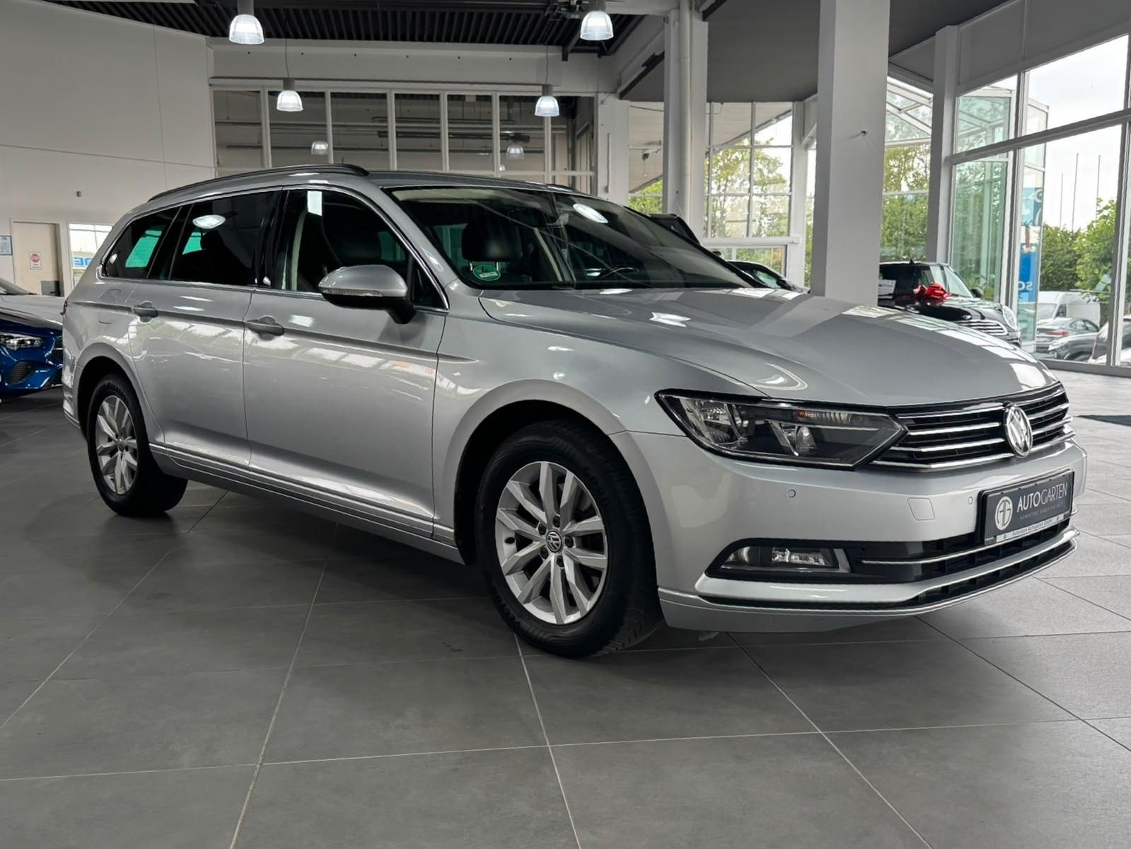 Volkswagen Passat Variant Comfortline BMT**Navi*AHK.
