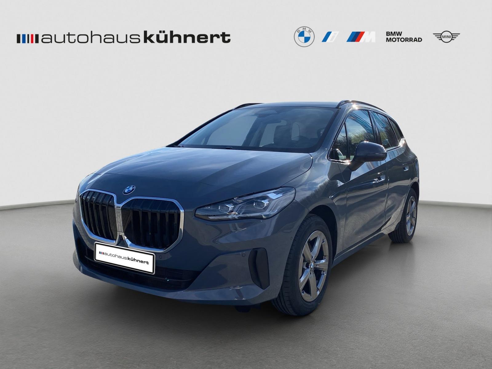 BMW 220i Active Tourer UPE 50.710 EUR Head-Up-Displa