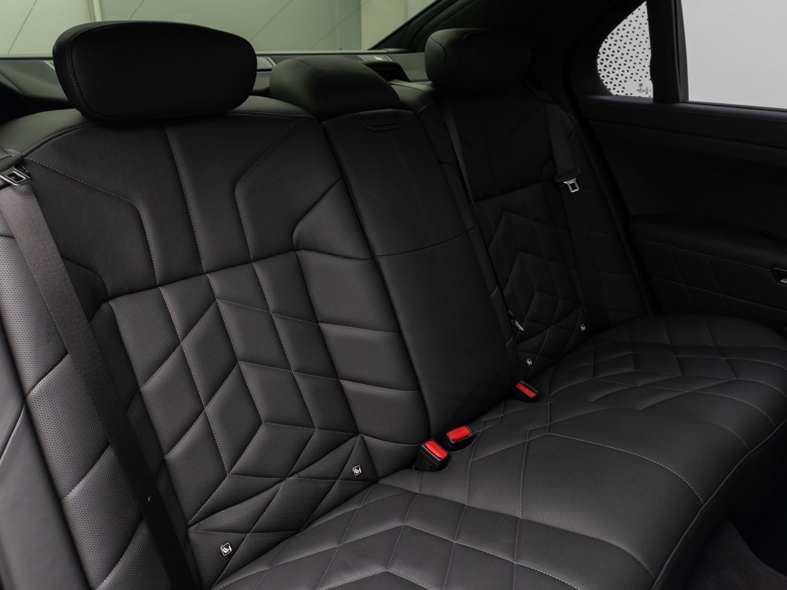 Fahrzeugabbildung BMW i7 xD60 M-Sport HUD Pano 360°Massage ACC Soft 21