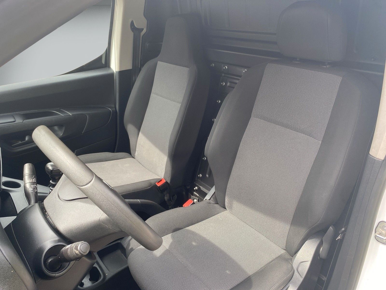 Fahrzeugabbildung Opel Combo E Cargo Edition