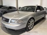 Audi S8 4.2 tiptronic quattro*20Zoll*Leder*4xSHZ* - gebrauchte Audi S8 aus dem Jahr 2000