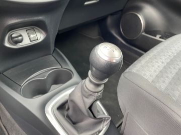 Toyota Yaris - 5