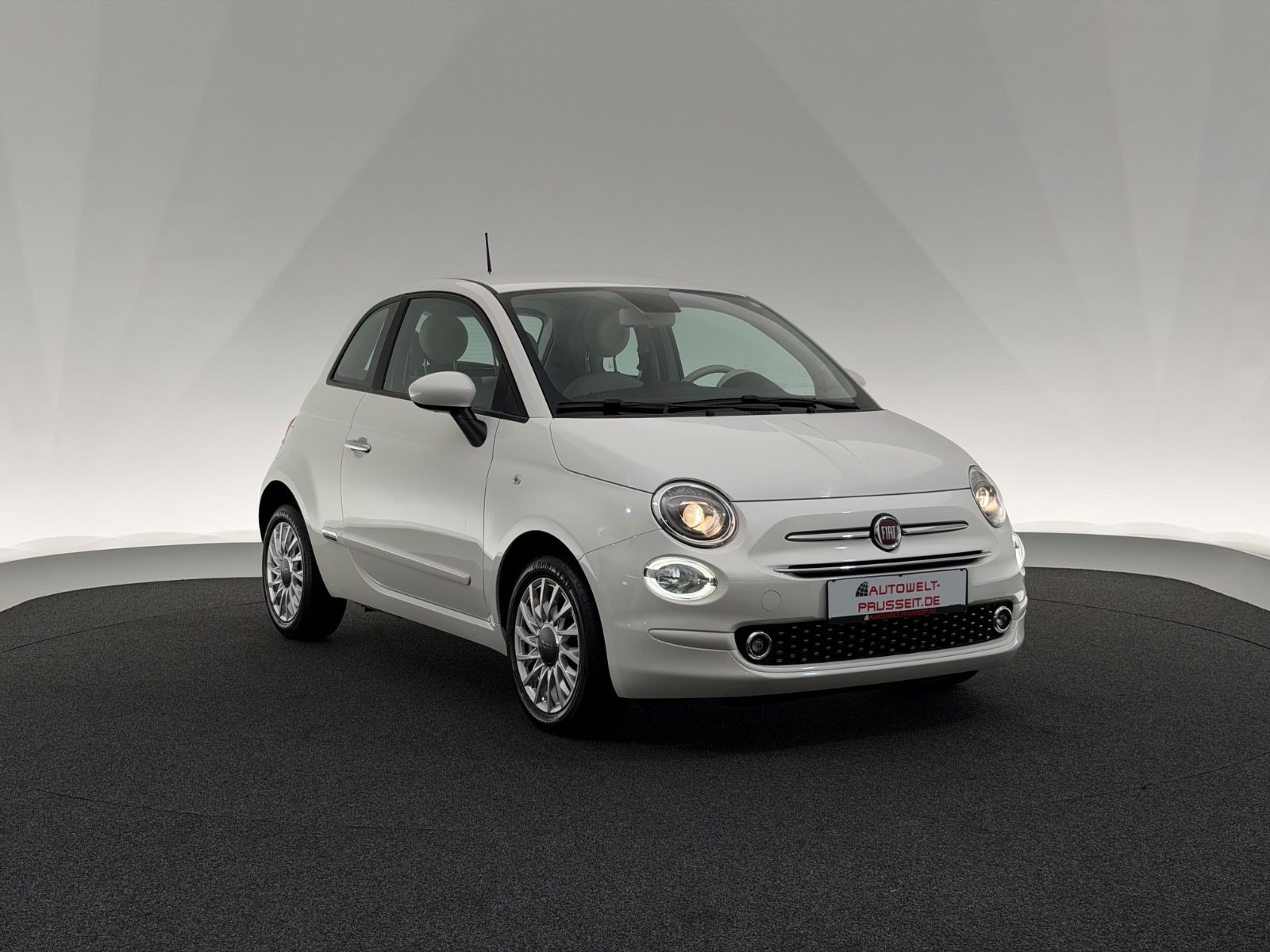 Gebrauchtwagen Fiat 500 500 1.2 8V*LOUNGE*PDC-TEMPOMAT-APPLE-NEBELSCHEIN in Fulda