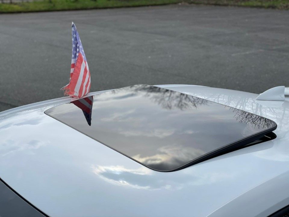 Fahrzeugabbildung Chevrolet Camaro 6.2 SS LT3 Leder belüft. Sitze Schiebed.