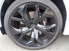 AUDI RSQ8 4.0 TFSI quattro Matrix Sportaga Sthzg Pano AUDI RSQ8 4.0 TFSI quattro Matrix Sportaga Sthzg Pano