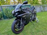 Yamaha Top gepflegte Yamaha R1, TÜV / Service neu - YAMAHA SPORTLER