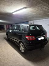 Mercedes-Benz B 150 Automatik Navi AHK - gebrauchte Mercedes-Benz B 150 aus dem Jahr 2009