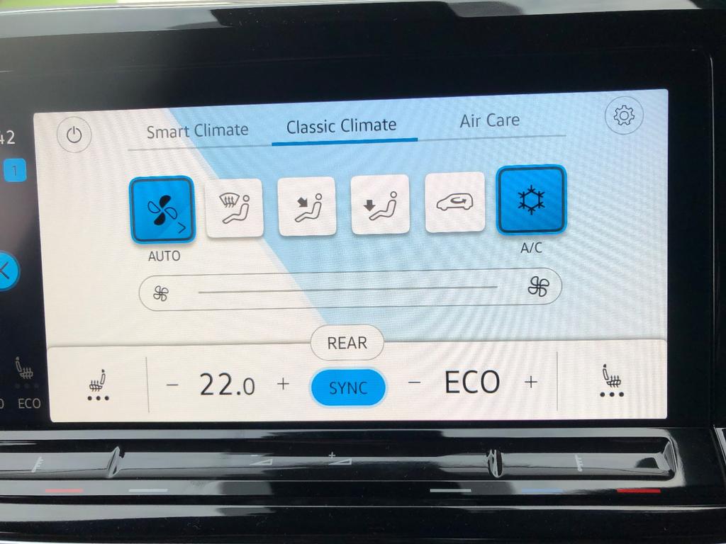 Volkswagen T7 California