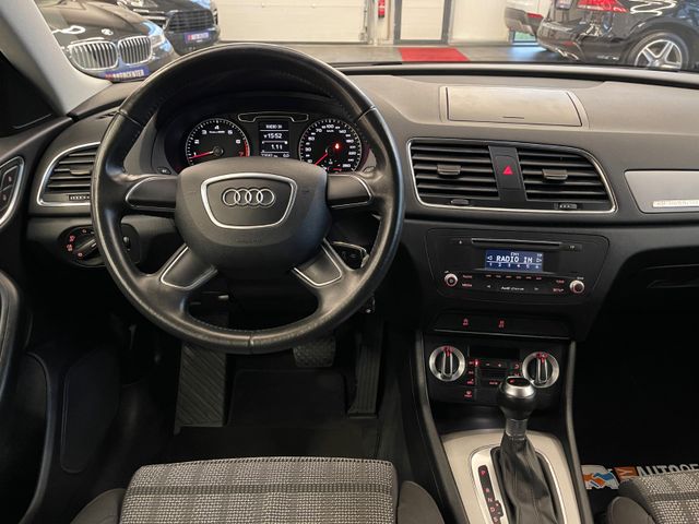 Audi Q3 2.0 TFSI quattro *1.HAND*AHK*BI-XENON*PDC*