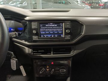 Volkswagen T-Cross - 12