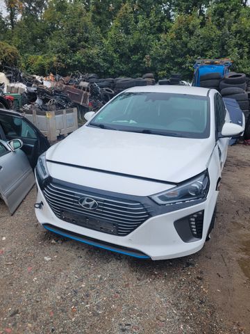 Hyundai IONIQ Ioniq Premium Hybrid