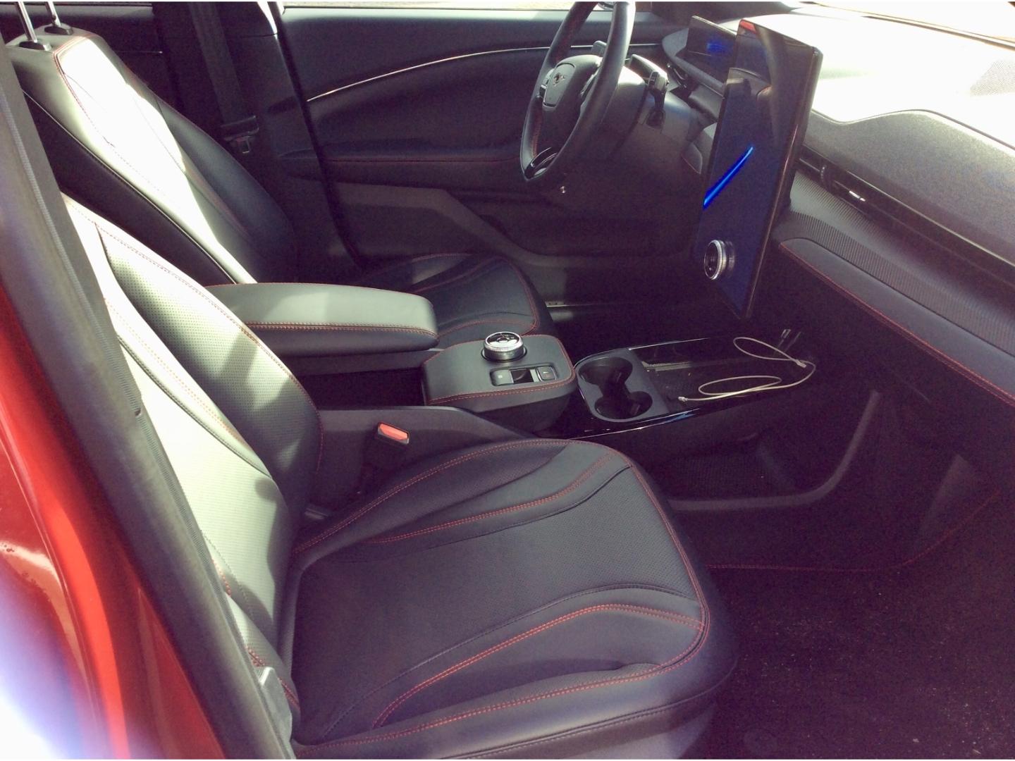 Ford Mustang MACH-E Mach-E AWD Allrad Navi B&O Automa