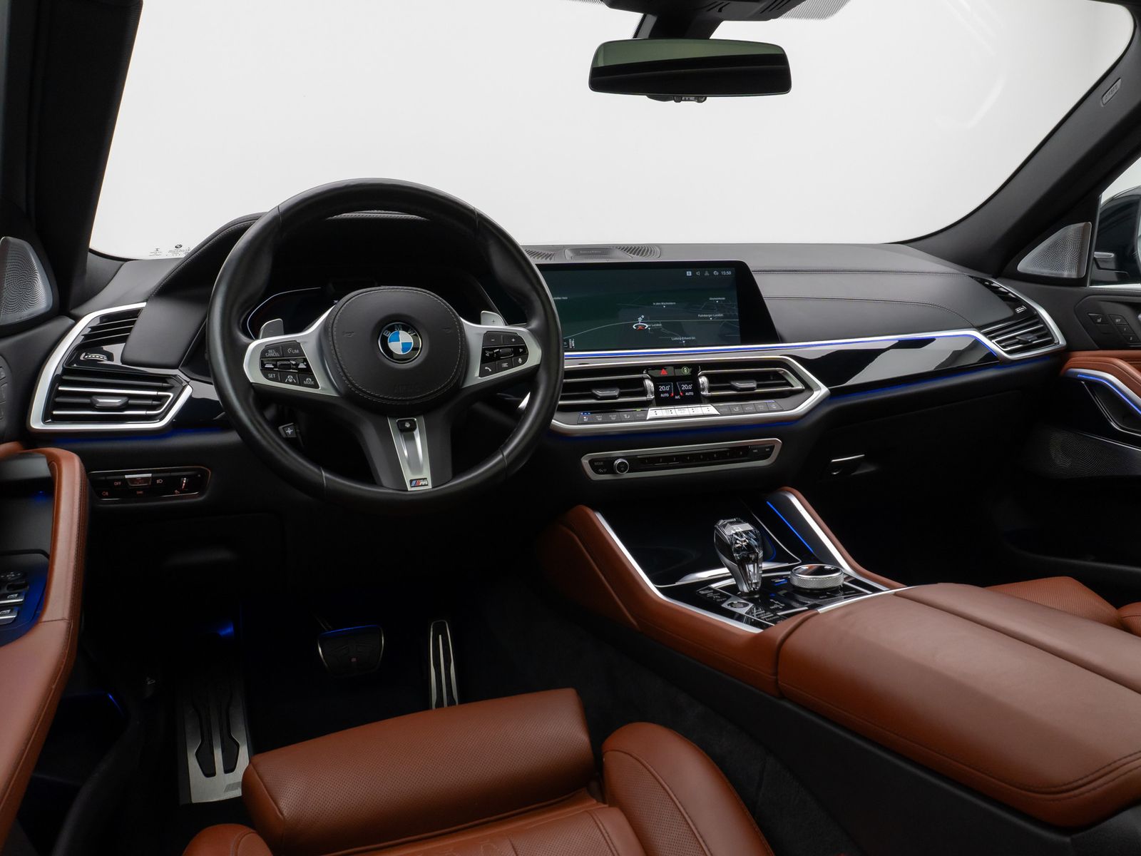 Fahrzeugabbildung BMW X6 M50i Panorama360°Laser Massage HUD B&W 22Zoll