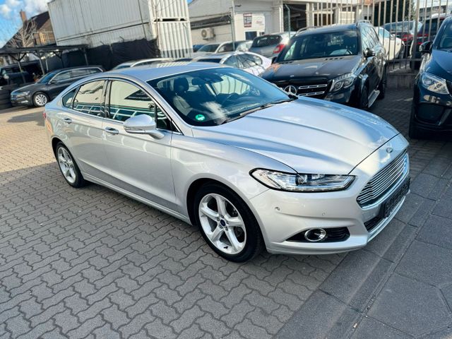 Ford Mondeo Lim. Titanium*KAMERA*LED*SHZG*NAVI*SHZG