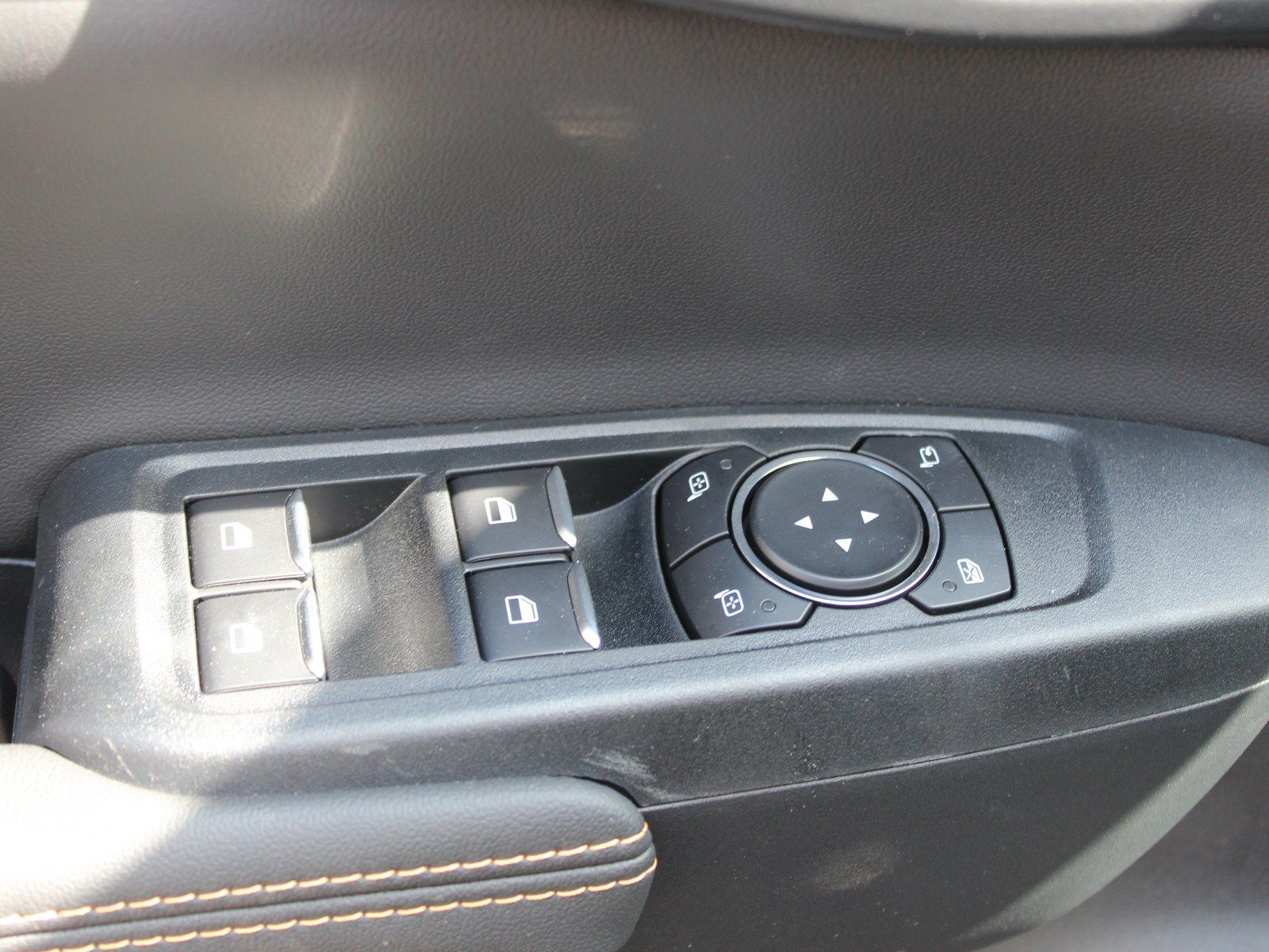 Fahrzeugabbildung Ford Ranger Wildtrak PHEV e-4WD Doppelkabine