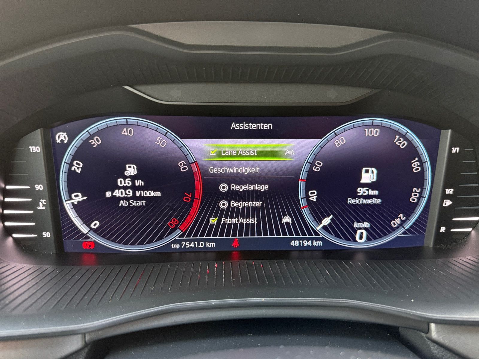 Kamiq 1,0 TSI Clever Navi CarPlay Voll-LED Digit