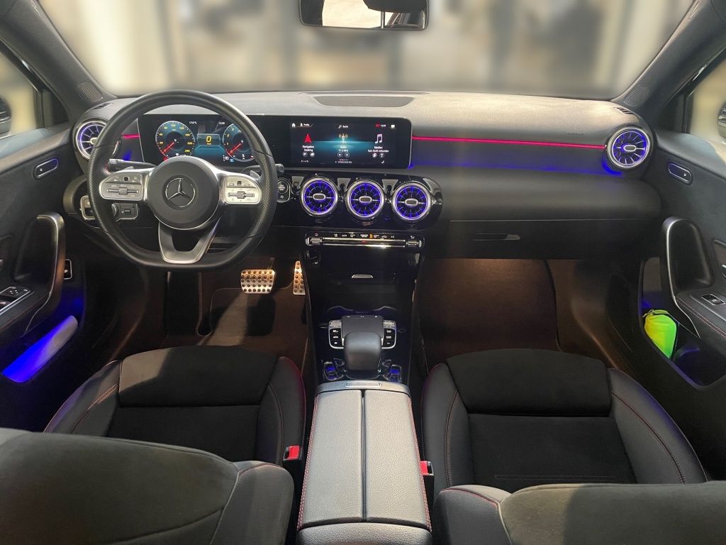 Fahrzeugabbildung Mercedes-Benz A 200 AMG Pano Navi LED Burm. KeyLess Sport KAM