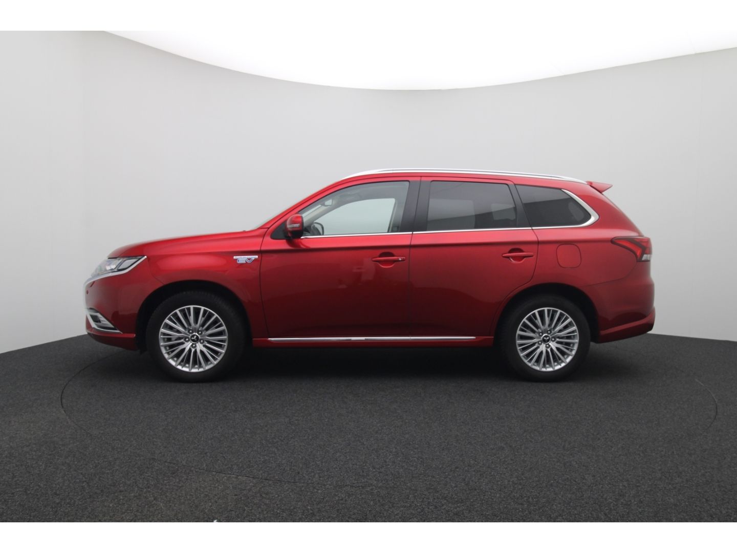 Fahrzeugabbildung Mitsubishi Plug-in Hybrid Outlander PHEV 2.4 Plus 4WD ACC,