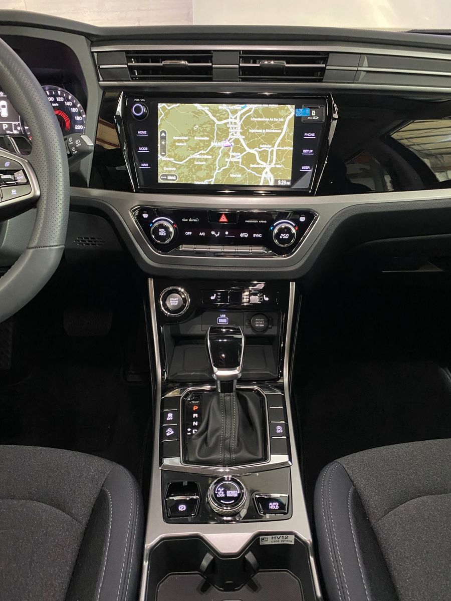 Fahrzeugabbildung Ssangyong Korando RUBY  1,5AT 4WD *LED*NAVI*TOTWINK