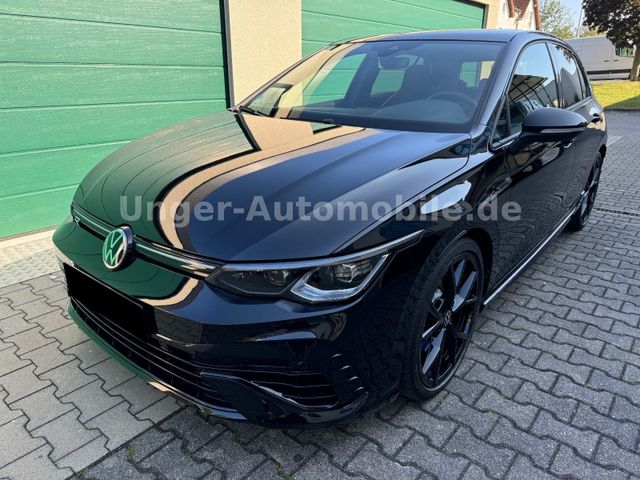 Volkswagen Golf VIII R 4Motion DSG Matrix Pano Black Style