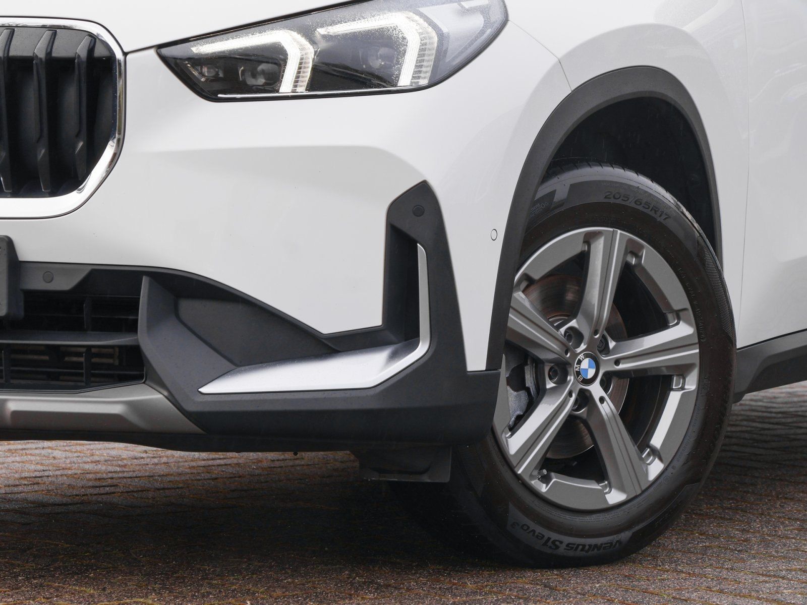 BMW X1 sDrive18d (ab 2022) foto 3