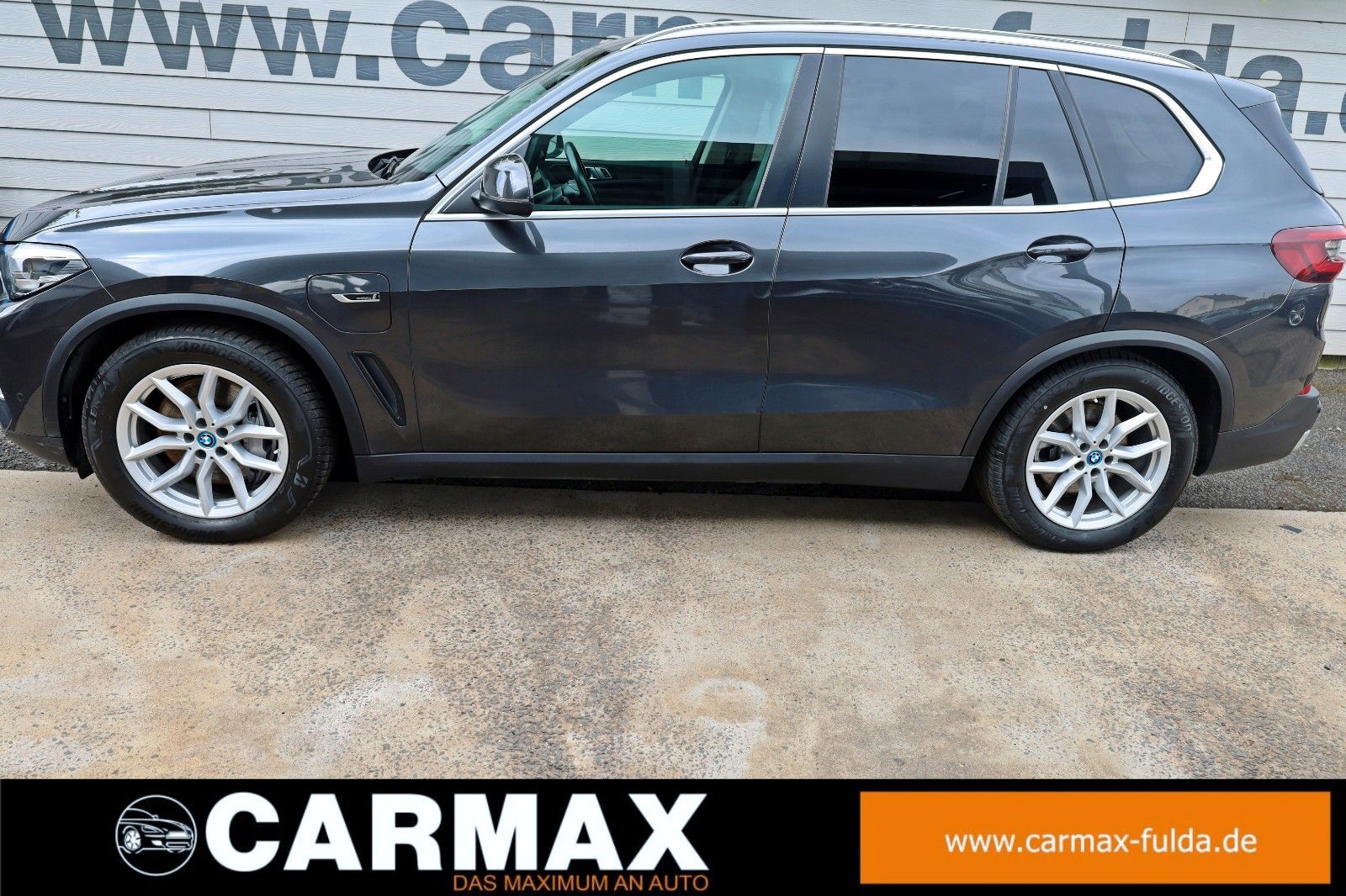 Fahrzeugabbildung BMW X5 xDrive 45 e,Leder,Navi,LED,Kamera,ACC,AHK el.