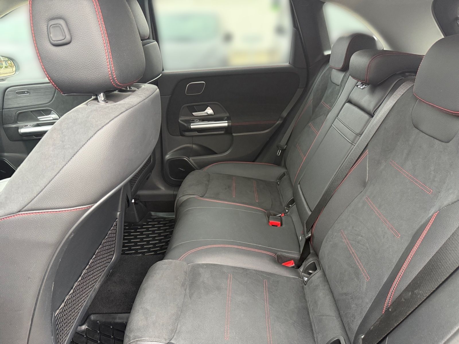 Fahrzeugabbildung Mercedes-Benz B 220 AUTOMATIK *AMG-LINE*BURMESTER* MEMORY*