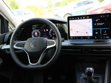 Volkswagen Golf VIII Variant 1.5 TSI AHK Life  LED NAVI